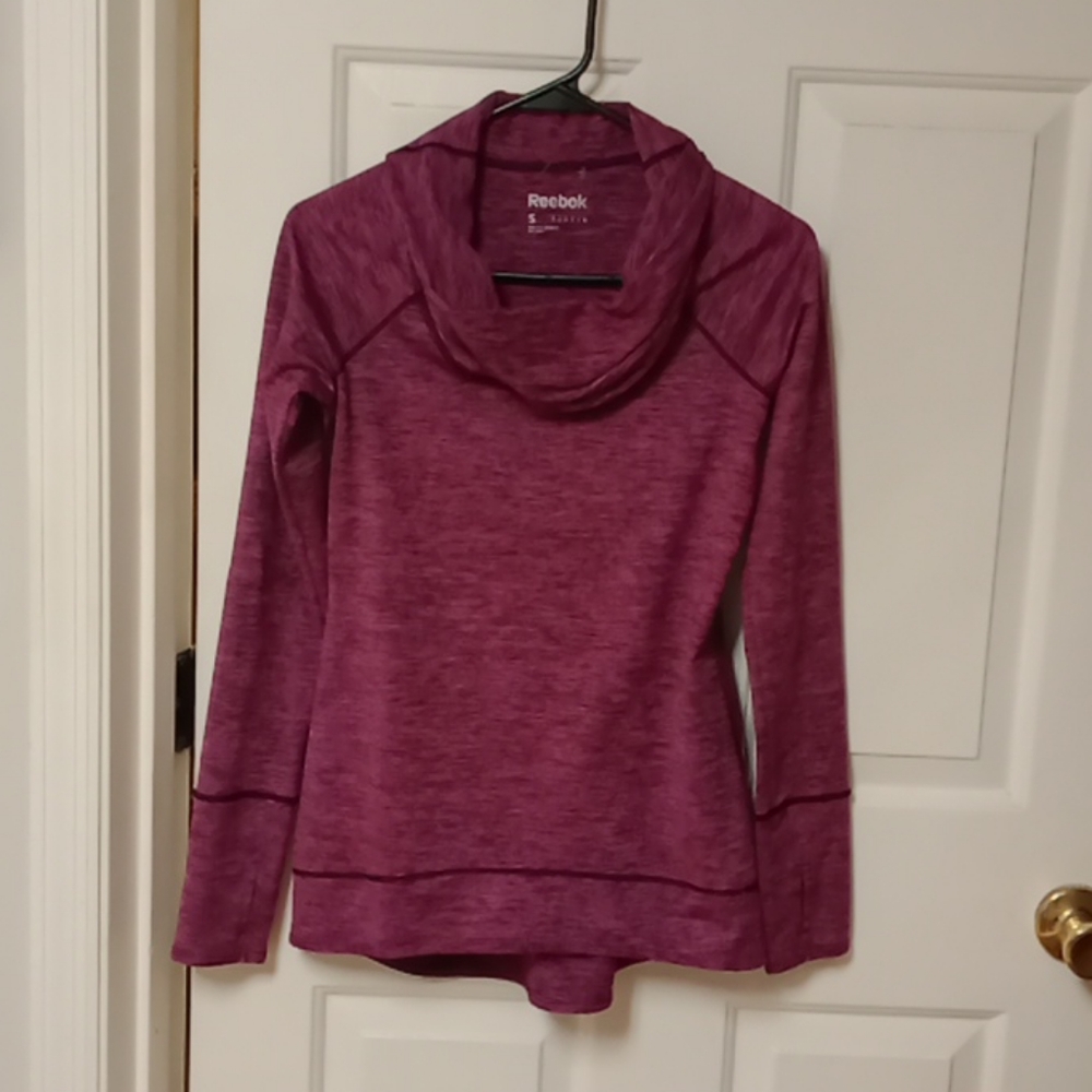 Reebok pullover
